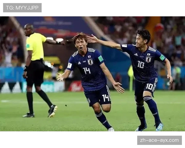 本赛季香川真司精确直塞撕破防线，角色转型助攻效率提升明显