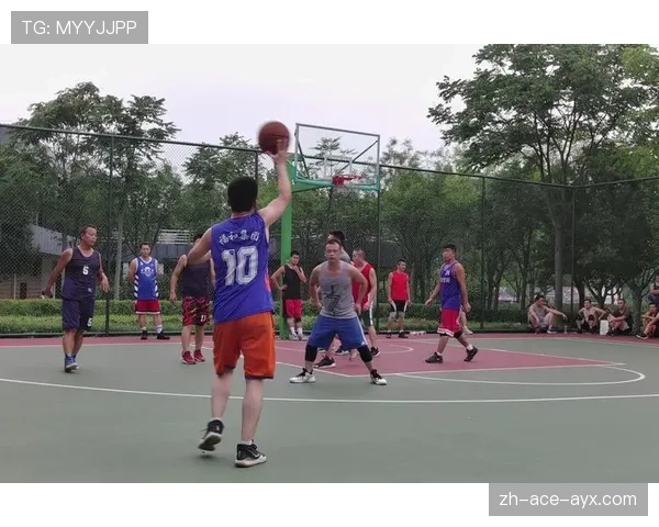 篮球防守三秒违例的具体规则与判定标准